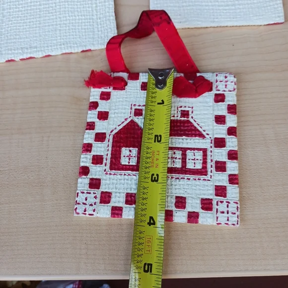 Vintage Handmade Acrylic Red/ White Quilt Square Ornaments Holiday Christmas I - Picture 7 of 8